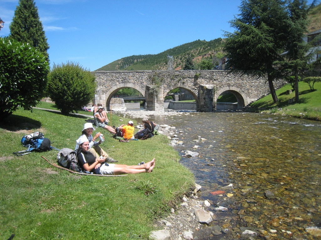 Puente de los Peregrinos(中世の巡礼者の橋)